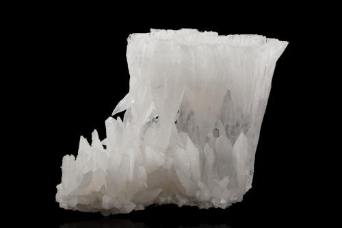 Calcita<br />Gongcheng, Prefectura Guilin, Región Autónoma Guangxi Zhuang, China<br />39 x 29 x 28 cm<br /> (Autor: Museo MIM)