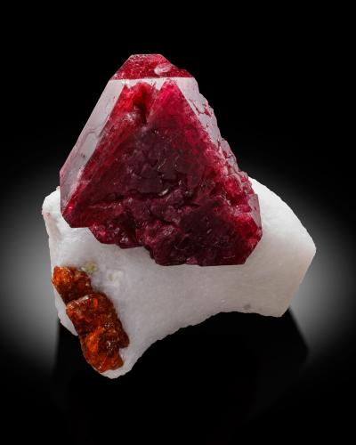 Spinel<br />Luc Yen, Yenbai Province, Vietnam<br />11 x 7 x 12 cm / main crystal: 8.7 cm<br /> (Author: MIM Museum)