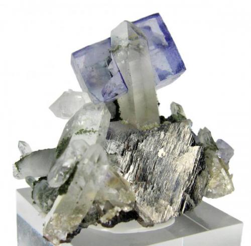 Fluorite, quartz, arsenopyrite
Yaogangxian Mine, Yizhang, Chenzhou, Hunan, China (Author: Carles Millan)