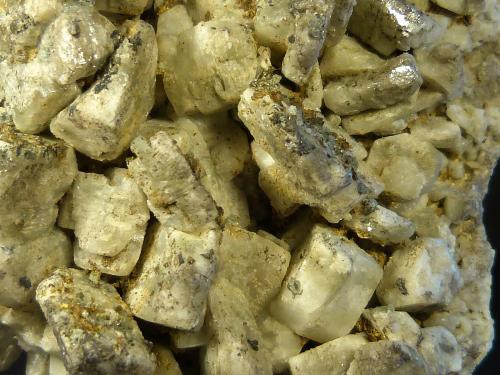 Albita<br />Negral Quarry, Cuesta del Negral, Pozo Alcón, Comarca Sierra de Cazorla, Jaén, Andalusia, Spain<br />11 x 8 cm.<br /> (Autor: Felipe Abolafia)