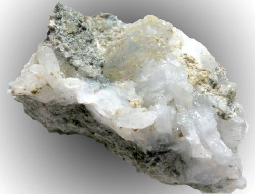 Albita<br />Cártama, Comarca Valle del Guadalhorce, Málaga, Andalusia, Spain<br />Micro. < 1 mm<br /> (Autor: José Luis Zamora)