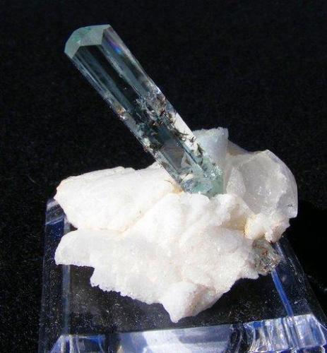 Diamond Terminated Aquamarine (Author: Craig Mercer)