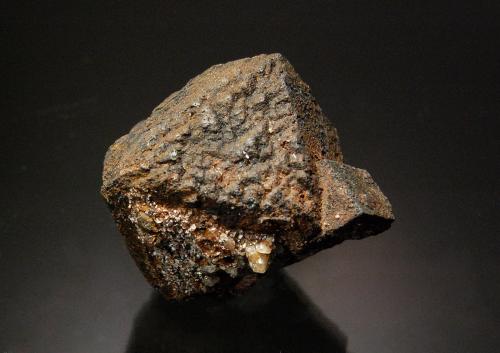 Goethite after Magnetite<br />Erongo Region, Namibia<br />3,5 x 3.3 cm<br /> (Author: Michael Shaw)