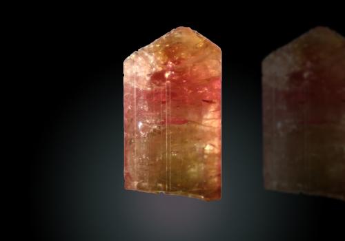 Elbaite<br />Pederneira claim, São José da Safira, Governador Valadares, Vale do Rio Doce, Minas Gerais, Brazil<br />8 mm x 17 mm x 5 mm<br /> (Author: Firmo Espinar)