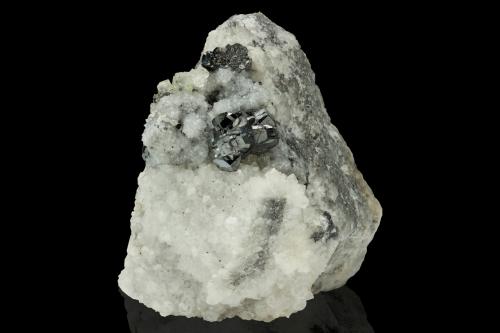 Miargyrite and Quartz<br />Bräunsdorf , Oberschöna, Freiberg District, Mittelsachsen, Erzgebirgskreis, Saxony/Sachsen, Germany<br />4 x 4 x 5 cm / main crystal: 0.5 cm<br /> (Author: MIM Museum)