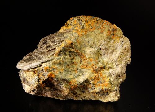 Uraninite<br />Ruggles Mine, Grafton, Grafton County, New Hampshire, USA<br />11.2 x 8.6 x 4.5 cm<br /> (Author: Michael Shaw)