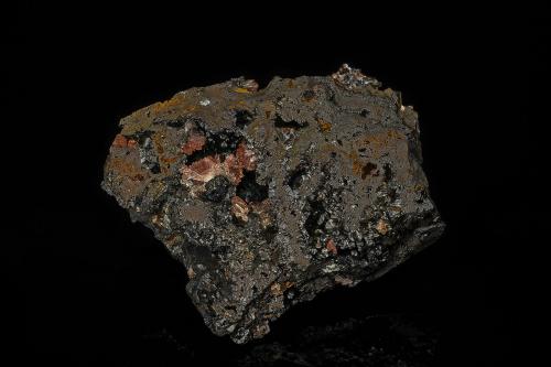 Rhodochrosite<br />Mina Nelson Bay River, Temma, Distrito Balfour-Temma, Consejo Circular Head, Tasmania, Australia<br />3.9 x 3.4 cm<br /> (Author: am mizunaka)