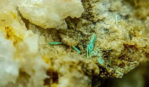 Quetzalcoatlita<br />Bambollita Mine (Oriental Mine), Moctezuma, Municipio Moctezuma, Sonora, Mexico<br />5x6x2 mm<br /> (Autor: Luis Edmundo Sánchez Roja)