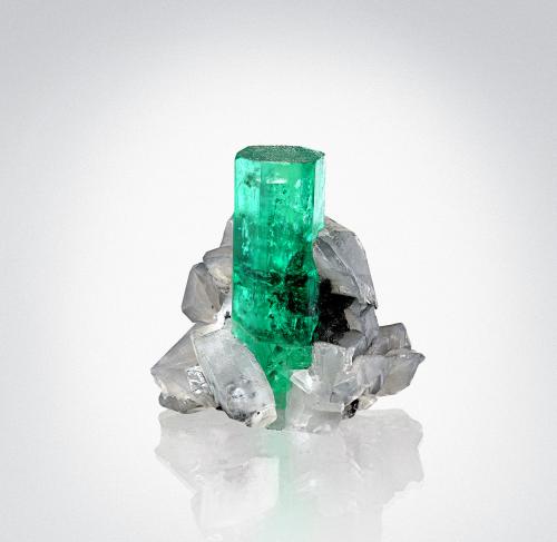 Beryl (variety emerald) on Dolomite<br />La Pita mining district, Municipio Maripí, Western Emerald Belt, Boyacá Department, Colombia<br />29 x 28 x 28 mm<br /> (Author: TamaHiguchi)
