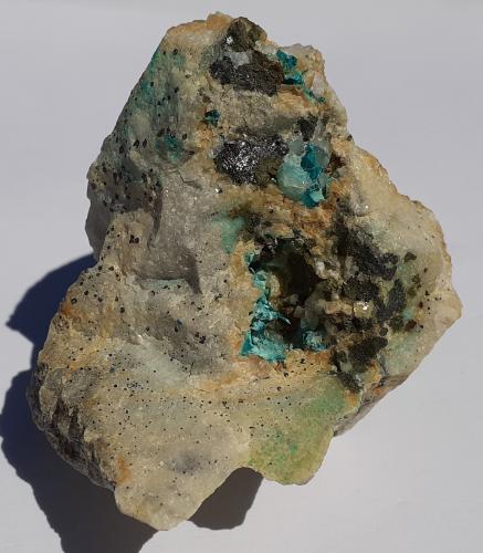 Malachite, Dolomite, Tetrahedrite series, Calcite<br />Ringenwechsel Mining District, Troi, District Schwaz, Inn Valley, North Tyrol, Tyrol/Tirol, Austria<br />5,5 x 5 cm<br /> (Author: Volkmar Stingl)