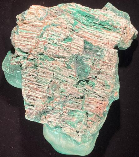 Malachite<br />Lupoto Mine, Kakumba, Kipushi, Katanga Copper Crescent, Katanga (Shaba), Democratic Republic of the Congo (Zaire)<br />275 mm X 245 mm X 117 mm<br /> (Author: Robert Seitz)