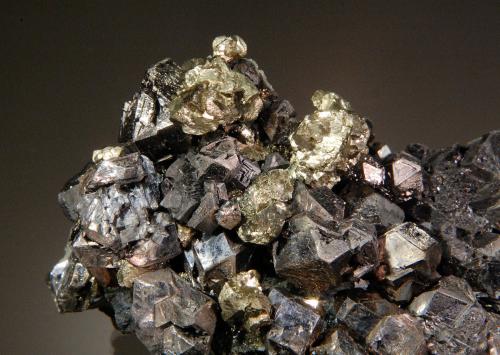 Galena, Pyrite<br />Bou Nahas Mine, Oumjrane mining area, Alnif Commune, Tinghir Province, Drâa-Tafilalet Region, Morocco<br />7.7 × 6.3 × 5.6 cm<br /> (Author: Michael Shaw)