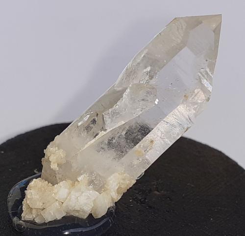 Quartz, Dolomite<br />Knorren, Mayrhofen, Ziller Valley (Zillertal), North Tyrol, Tyrol/Tirol, Austria<br />3 x 1 cm<br /> (Author: Volkmar Stingl)