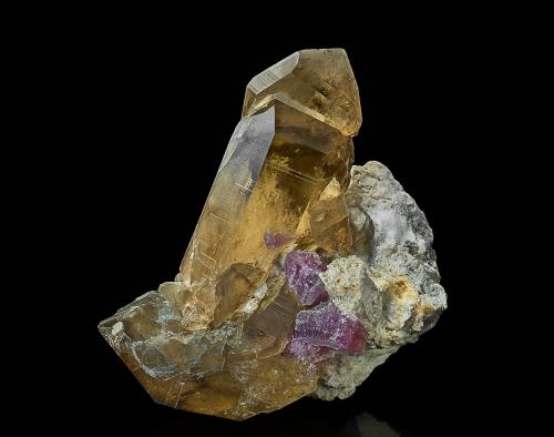 Quartz (variety smoky quartz), 'lepidolite'<br />Himalaya Mine, Gem Hill, Mesa Grande District, San Diego County, California, USA<br />8.5 x 9.7 cm<br /> (Author: am mizunaka)