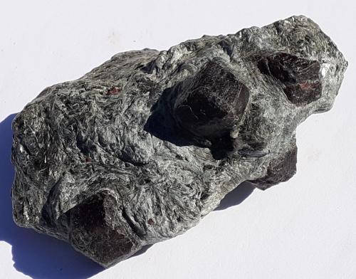 Almandine<br />Stapfenalm, Stilupp Valley, Mayrhofen, District Schwaz, North Tyrol, Tyrol/Tirol, Austria<br />10 x 7 cm<br /> (Author: Volkmar Stingl)