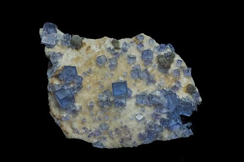 Fluorite, Quartz, Galena<br />Blanchard Mine (Portales-Blanchard Mine), Bingham, Hansonburg District, Socorro County, New Mexico, USA<br />7.2 x 5.9 cm<br /> (Author: am mizunaka)