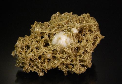 Siderite<br />Mina Turt, Turt, Negresti-Oas, Montes Oas, Satu Mare, Rumanía<br />10.0 x 6.5 x 2.0 cm<br /> (Author: Michael Shaw)