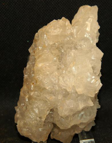 Yeso<br />Fuentecilla Quarry, Cabezo del Polovar, Villena, Comarca Alto Vinalopó, Alicante / Alacant, Valencian Community / Comunitat Valenciana, Spain<br />10 x 5.5 cm<br /> (Autor: Pedro Antonio)