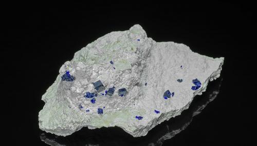 Henmilite<br />Fuka Mine, Fuka, Bicchu-cho (Bitchu-cho), Takahashi, Okayama Prefecture, Chugoku Region, Honshu Island, Japan<br />7.3 x 5.1 cm<br /> (Author: am mizunaka)