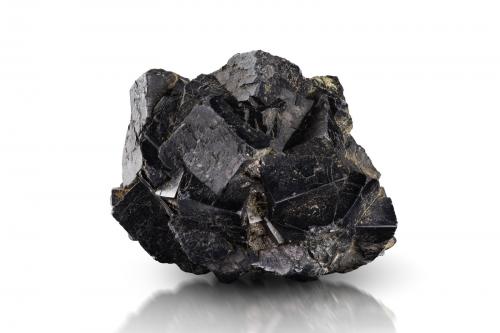 Uraninite<br />Shinkolobwe, Katanga Copper Crescent, Katanga (Shaba), Democratic Republic of the Congo (Zaire)<br />5.5 x 4.5 x 4 cm / main crystal: 2.1 cm.<br /> (Author: MIM Museum)