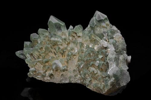 Quartz with Chlorite<br />Shingle Springs, Shingle Springs District, El Dorado County, California, USA<br />9.6 x 9.3 cm<br /> (Author: am mizunaka)