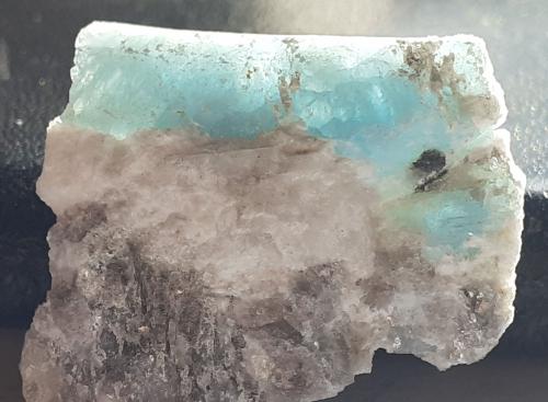 Beryl (variety aquamarine)<br />Val di Mello, Valtellina, Sondrio Province, Lombardy, Italy<br />3 x 2,5 cm<br /> (Author: Volkmar Stingl)