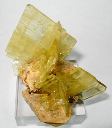 Barite
Nueva Esperanza, Puños, Huamalíes Province, Huánuco Department, Peru
80 mm x 43 mm (Author: Carles Millan)