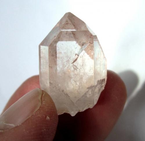 Quartz<br />Miehlen, Nastätten, Rhein-Lahn-Kreis, Lahn Valley, Rhineland-Palatinate/Rheinland-Pfalz, Germany<br />Crystal size 2,7,cm<br /> (Author: Tobi)