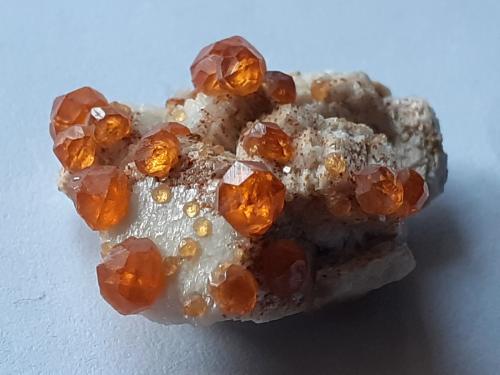 Grossular<br />Chenzhou Prefecture, Hunan Province, China<br />2,5 x 2 cm<br /> (Author: Volkmar Stingl)