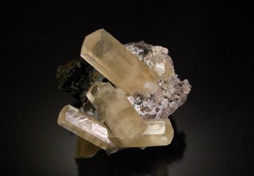 Calcite<br />Sweetwater Mine, Ellington, Viburnum Trend District, Reynolds County, Missouri, USA<br />4.5 x 5.2 x 5.2 cm<br /> (Author: Michael Shaw)