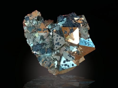 Pyrite and Sphalerite<br />Mina Huanzala, Distrito Huallanca, Provincia Dos de Mayo, Departamento Huánuco, Perú<br />77 mm x 55 mm x 37 mm<br /> (Author: Firmo Espinar)