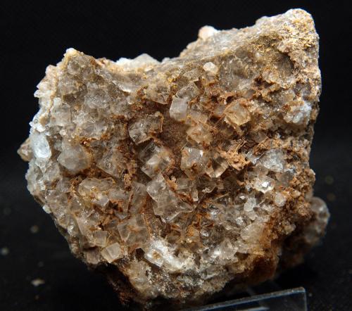 Fluorita<br />Cantera Fuentecilla, Cabezo del Polovar, Villena, Comarca Alto Vinalopó, Alicante / Alacant, Comunidad Valenciana / Comunitat Valenciana, España<br />9 x 8.5 cm<br /> (Autor: Pedro Antonio)
