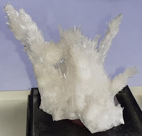 Calcite<br />Hilarion Mine, Hilarion area, Kamariza Mines, Agios Konstantinos, Lavrion Mining District, Attikí (Attica) Prefecture, Greece<br />7 x 5 cm<br /> (Author: Volkmar Stingl)