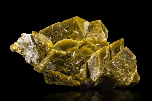Siderite with Quartz<br />Mésage Mine, Saint-Pierre-de-Mésage, Vizille, Grenoble, Isère, Auvergne-Rhône-Alpes, France<br />13 x 13 x 24.5 cm / main crystal: 9.8 cm<br /> (Author: MIM Museum)