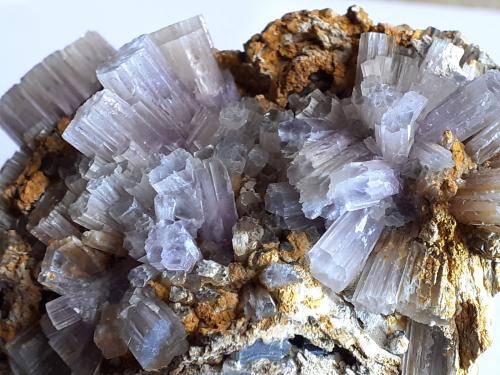 Aragonite<br />Keuper outcrop, Los Molinillos, Minglanilla, Comarca Manchuela Conquense, Cuenca, Castilla-La Mancha, Spain<br />8 x 6,5 cm<br /> (Author: Volkmar Stingl)