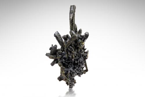 Hessite<br />Botes (Botești), Zlatna, Alba, Transylvania, Romania<br />3 x 2.5 x 6 cm / main crystal: 3.0 cm<br /> (Author: MIM Museum)