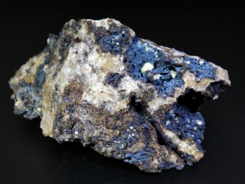 Cerusita [Cerussite], Goethita [Goethite]<br />Corta San Valentín, Sancti Espíritu, Sierra Minera de Cartagena-La Unión, La Unión, Comarca Campo de Cartagena, Región de Murcia (Murcia), España<br />7 x 5 cm.<br /> (Autor: Antonio P. López)