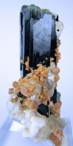 Aegirine, zircon, orthoclase, quartz
Mount Malosa, Zomba District, Malawi (Author: Carles Millan)