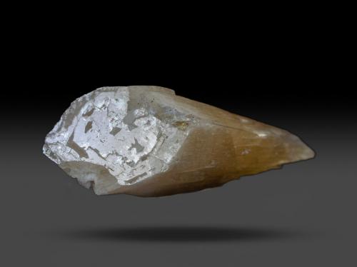 Calcite<br />Rosiclare, Rosiclare Sub-District, Hardin County, Illinois, USA<br />146.05 x 50.8 mm<br /> (Author: k-m.minerals)