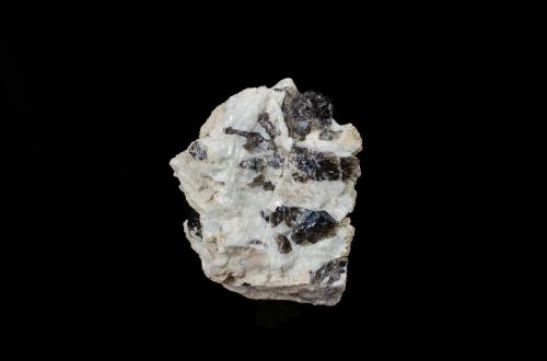 Albite (variety cleavelandite) with Quartz<br />Idaho, USA<br />73.8 x 58.5 x 41.2 mm<br /> (Author: k-m.minerals)