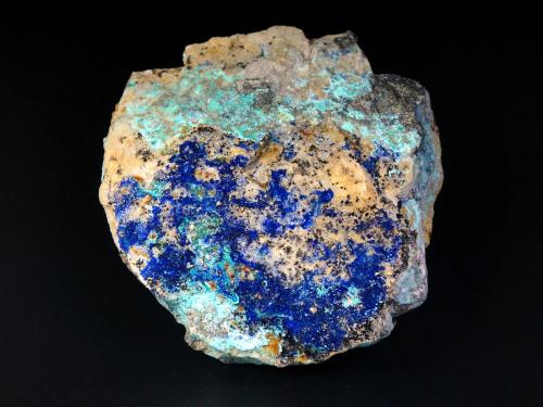 Azurita, Theisita, Rosasita, Claraíta<br />Mina Les Ferreres, Rocabruna, Camprodon, Comarca Ripollès, Gerona / Girona, Cataluña / Catalunya, España<br />7 x 7 cm.<br /> (Autor: Antonio P. López)