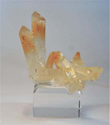 Quartz<br />Cabiche, Quípama, Departamento Boyacá, Colombia<br />70mm x 70mm x 25mm<br /> (Author: Philippe Durand)