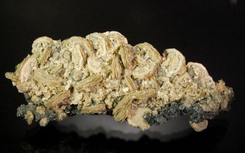 Siderite<br />Minas da Panasqueira, Aldeia de São Francisco de Assis, Covilhã, Castelo Branco, Cova da Beira, Centro, Portugal<br />12.3 x 5.1 x 3.1 cm<br /> (Author: Michael Shaw)