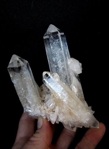 Quartz<br />Santander Department, Colombia<br />Specimen size and also largest crystal size 13 cm<br /> (Author: Tobi)