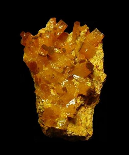 Mimetite with greenish terminations 
China
2,8cm (Author: parfaitelumiere)