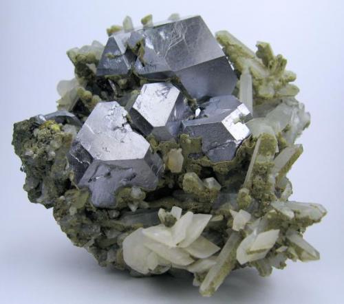 Galena, calcite, quartz
Dal’negorsk, Primorskiy Kray, Far-Eastern Region, Russia
90 mm x 90 x mm 50 mm (Author: Carles Millan)