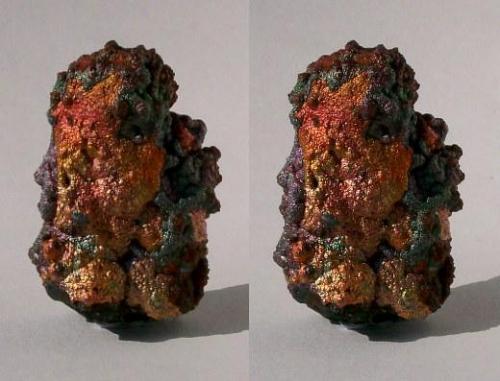 Iridescent Goethite; Tharsis, Huelva, Andalucía, España.
37mm tall. GN’s collection id 09ESG-001.
Stereo pair, taken in direct sunlight. (Author: Gerhard Niklasch)