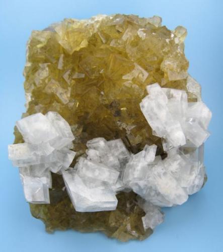 Barite, fluorite
Moscona Mine, Solís, Llanera, Villabona mining area, Asturies, Spain
105 mm x 80 mm (Author: Carles Millan)