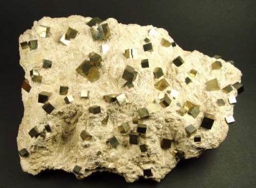 Pyrites
Navajun (La Rioja)
Spain
32 x 24 x 13 cm (Author: Granate)