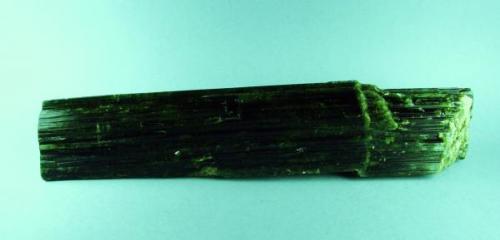 Tourmaline (Verdelite)
Gilgit (Pakistán)
43 x 10 x 9 cm (Author: Granate)